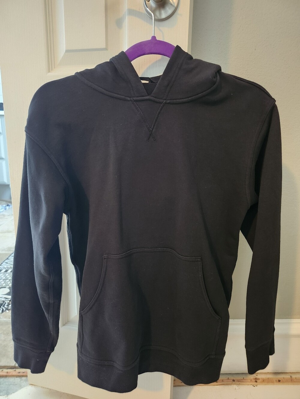 Lululemon Black LadiesPullover Hoodie